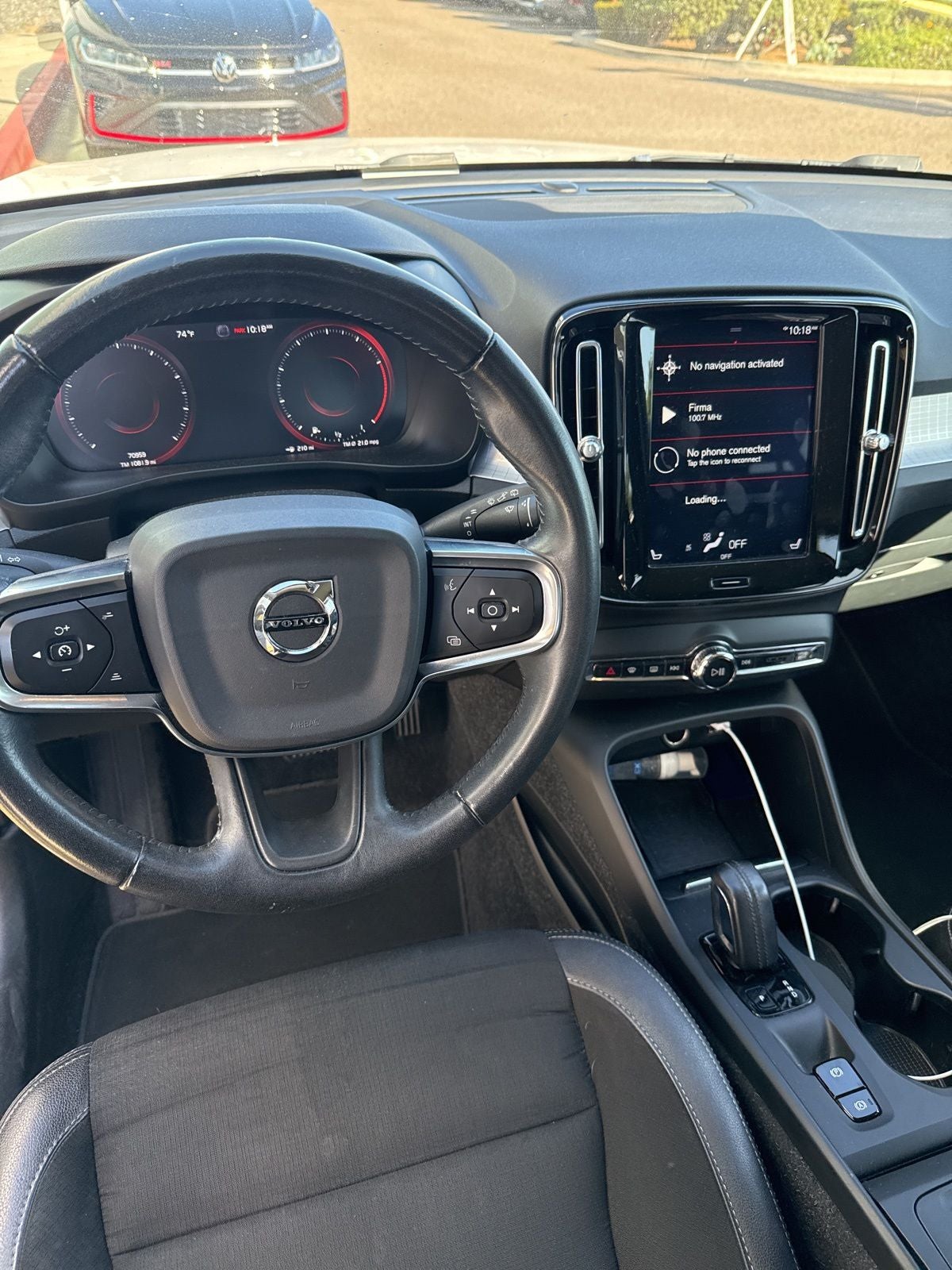 2020 Volvo XC40 Momentum