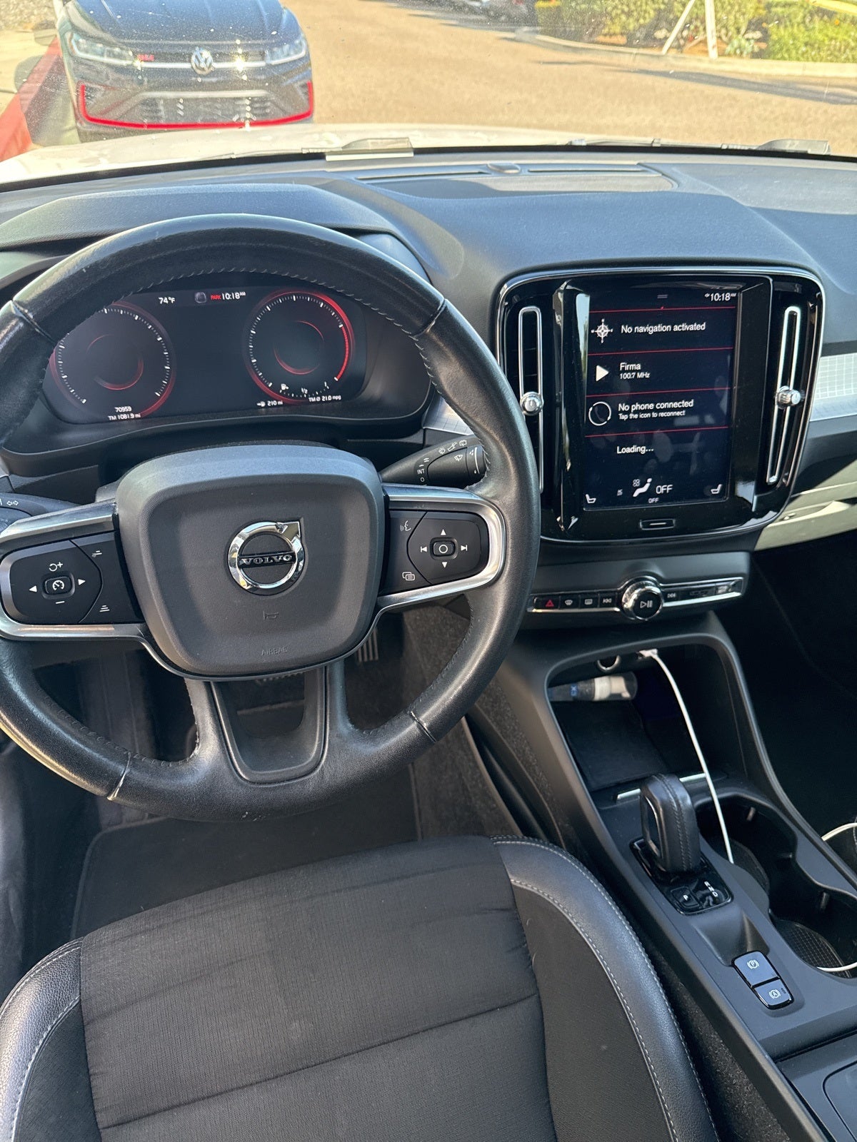 2020 Volvo XC40 Momentum