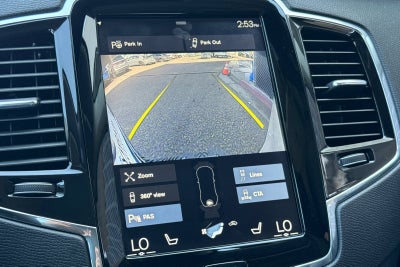 2017 Volvo XC90 T6 Momentum