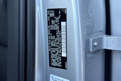 2017 Volvo XC90 T6 Momentum