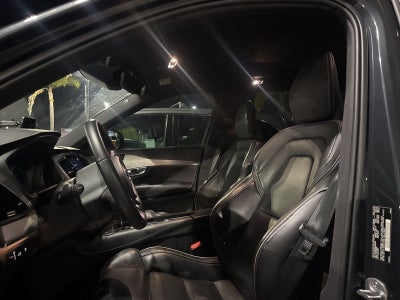 2022 Volvo XC90 Recharge Plug-In Hybrid T8 R-Design Extended Range 7P