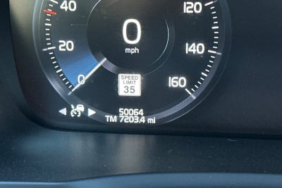 2022 Volvo XC90 Recharge Plug-In Hybrid T8 R-Design Extended Range 7P