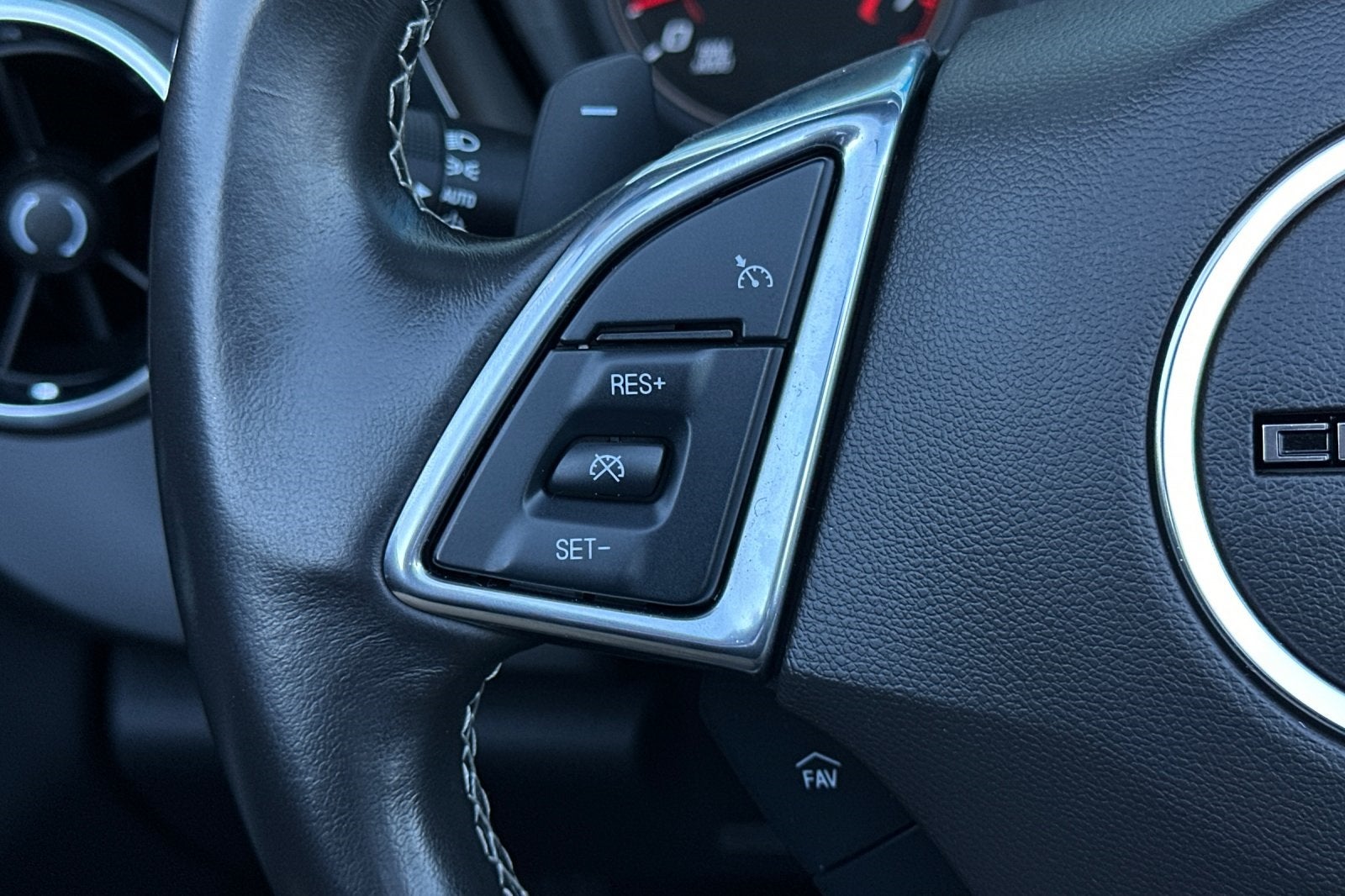 2023 Chevrolet Camaro LT1