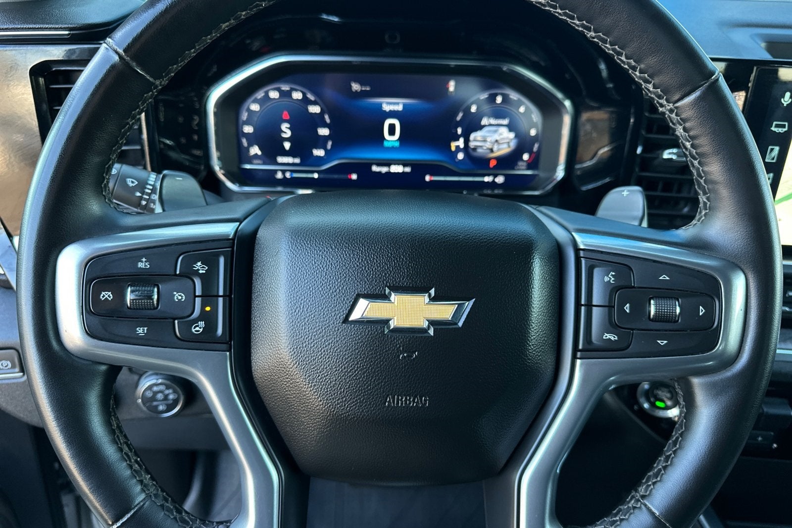 2024 Chevrolet Silverado 1500 LTZ