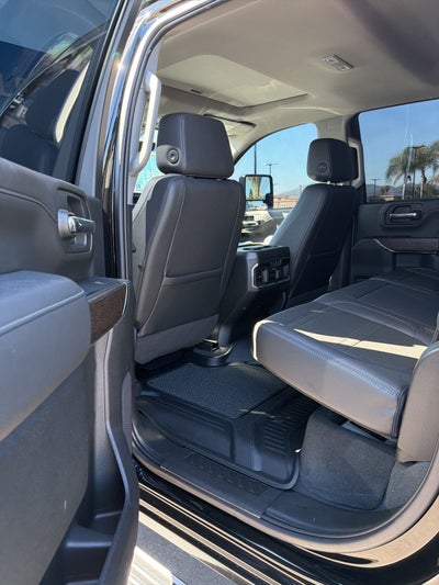 2023 GMC Sierra 2500HD Denali