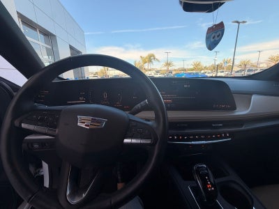 2024 Cadillac XT4 Luxury