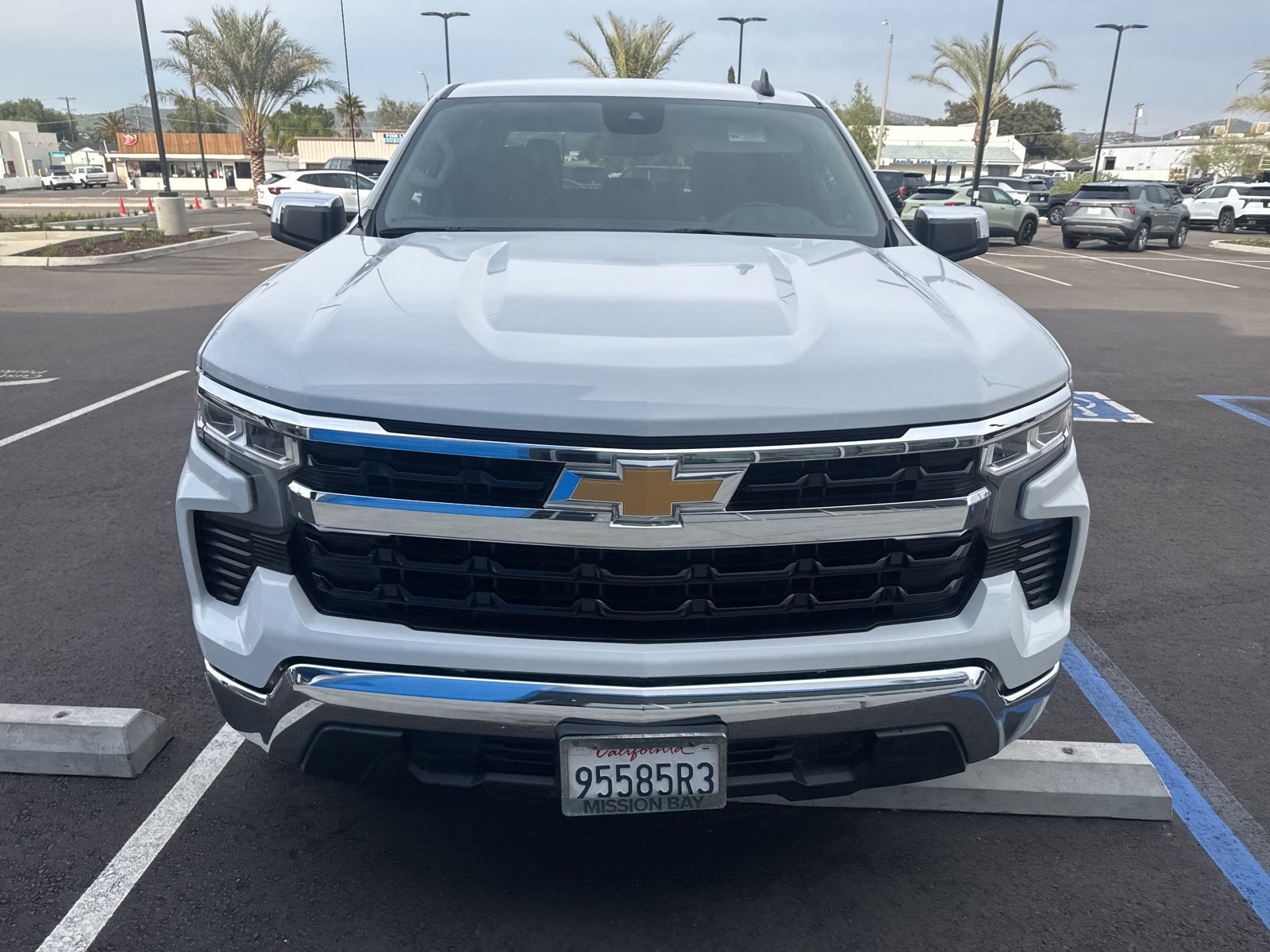 2023 Chevrolet Silverado 1500 LT