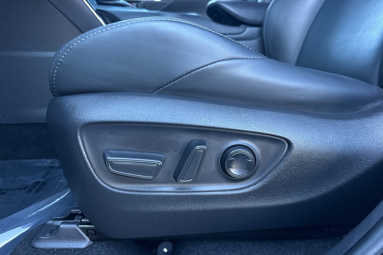 2024 Toyota Venza XLE