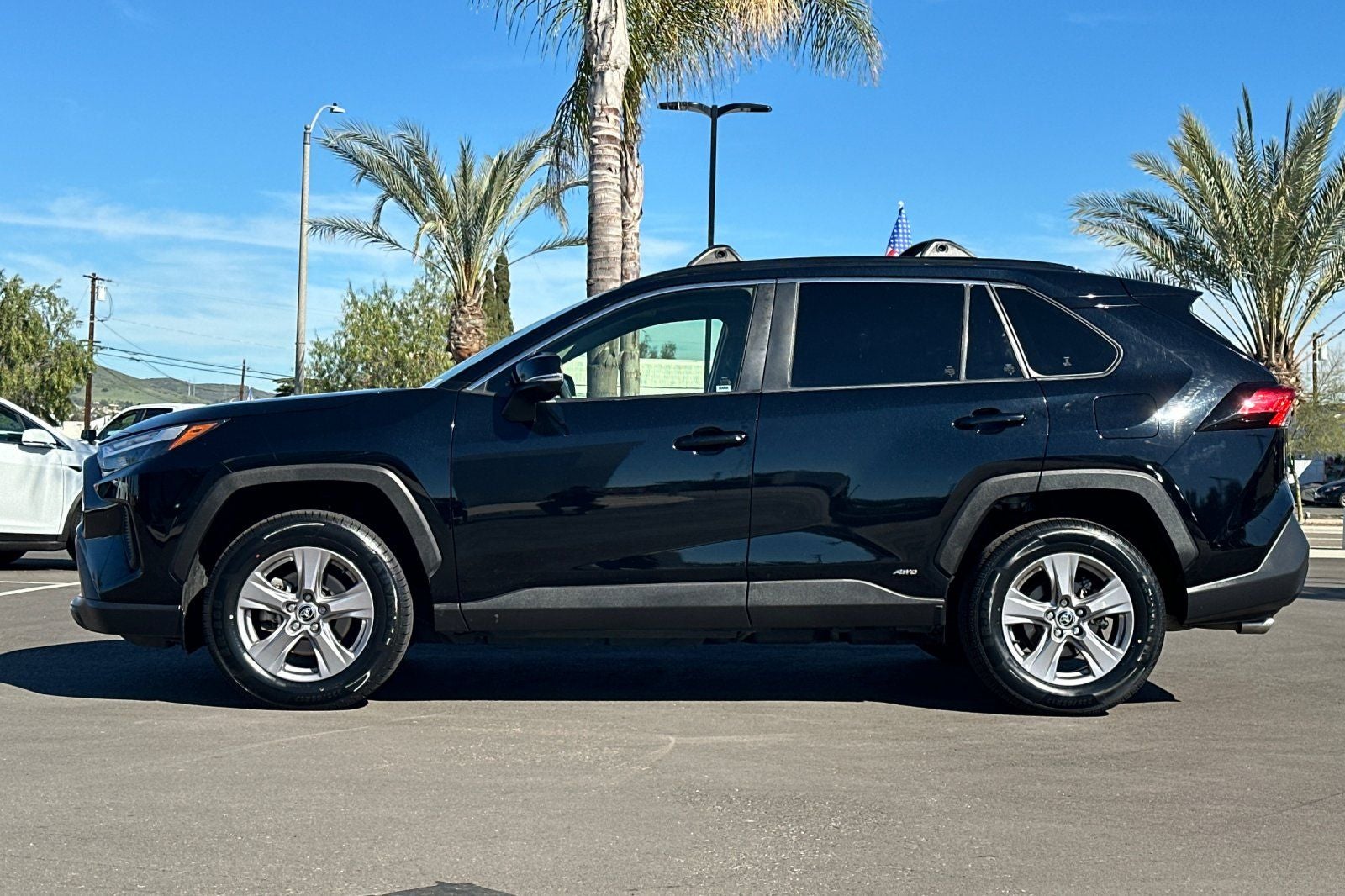 2022 Toyota RAV4 Hybrid XLE