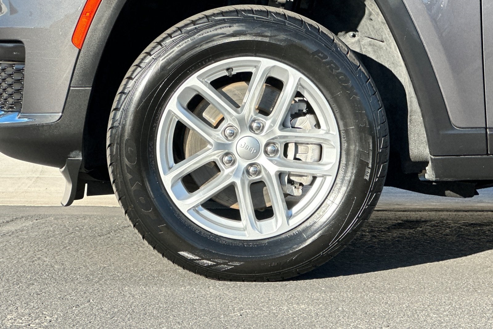 2024 Jeep Grand Cherokee L Laredo