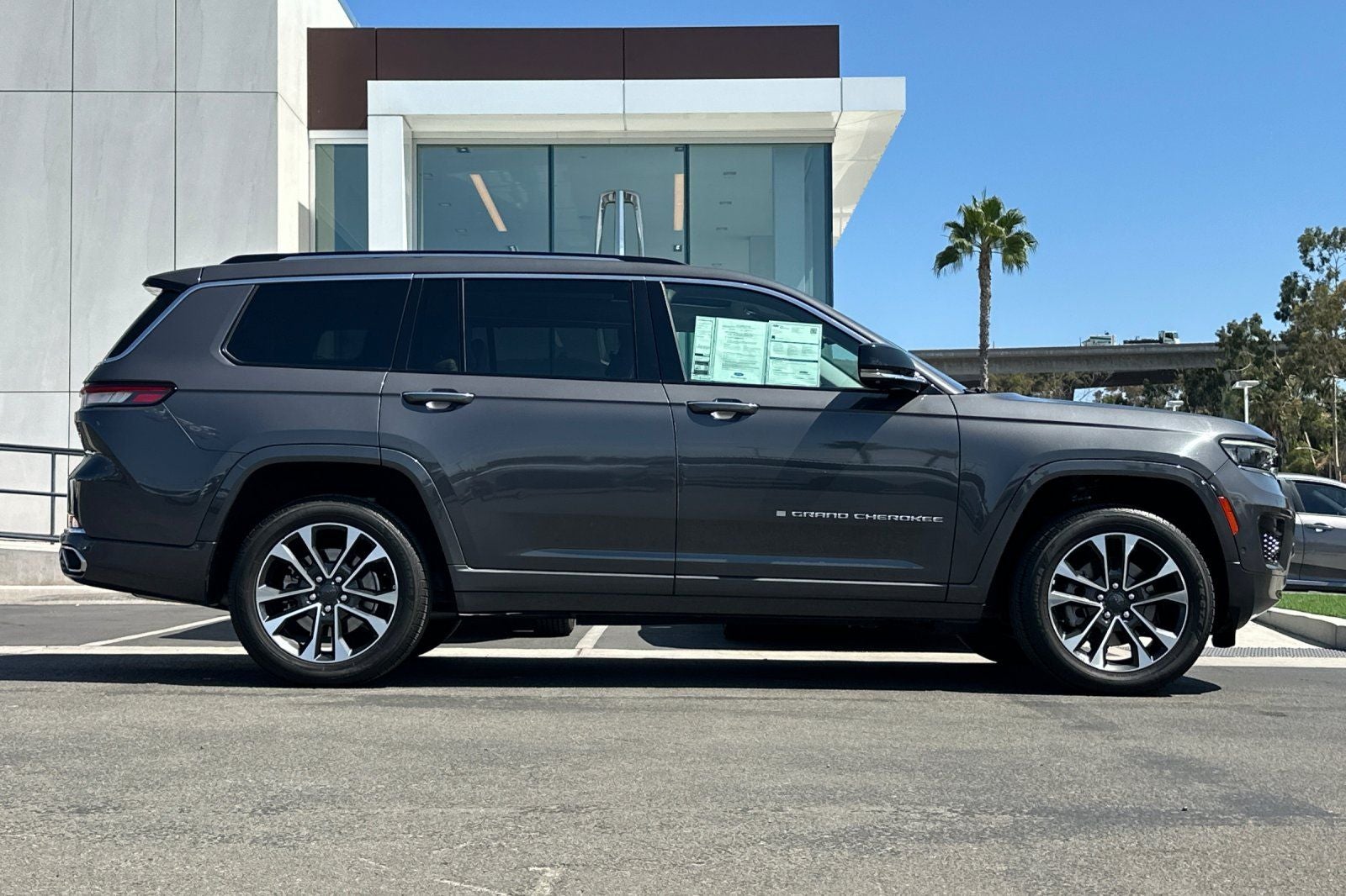 2022 Jeep Grand Cherokee L Overland