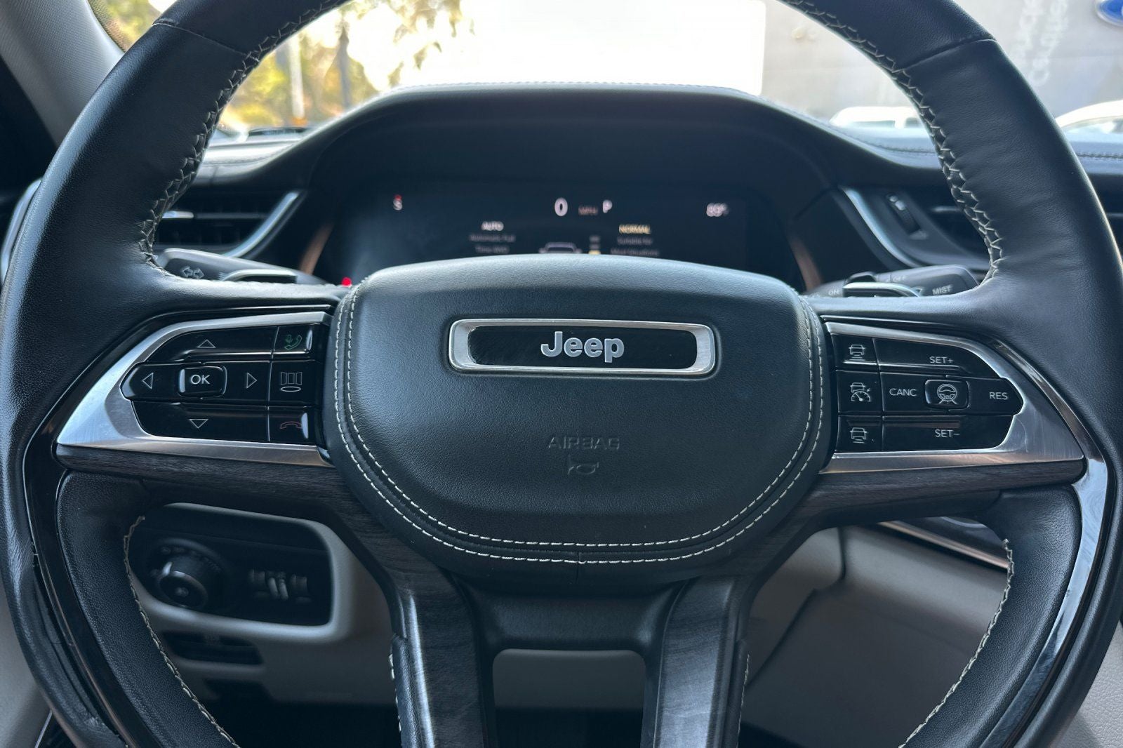 2022 Jeep Grand Cherokee L Overland