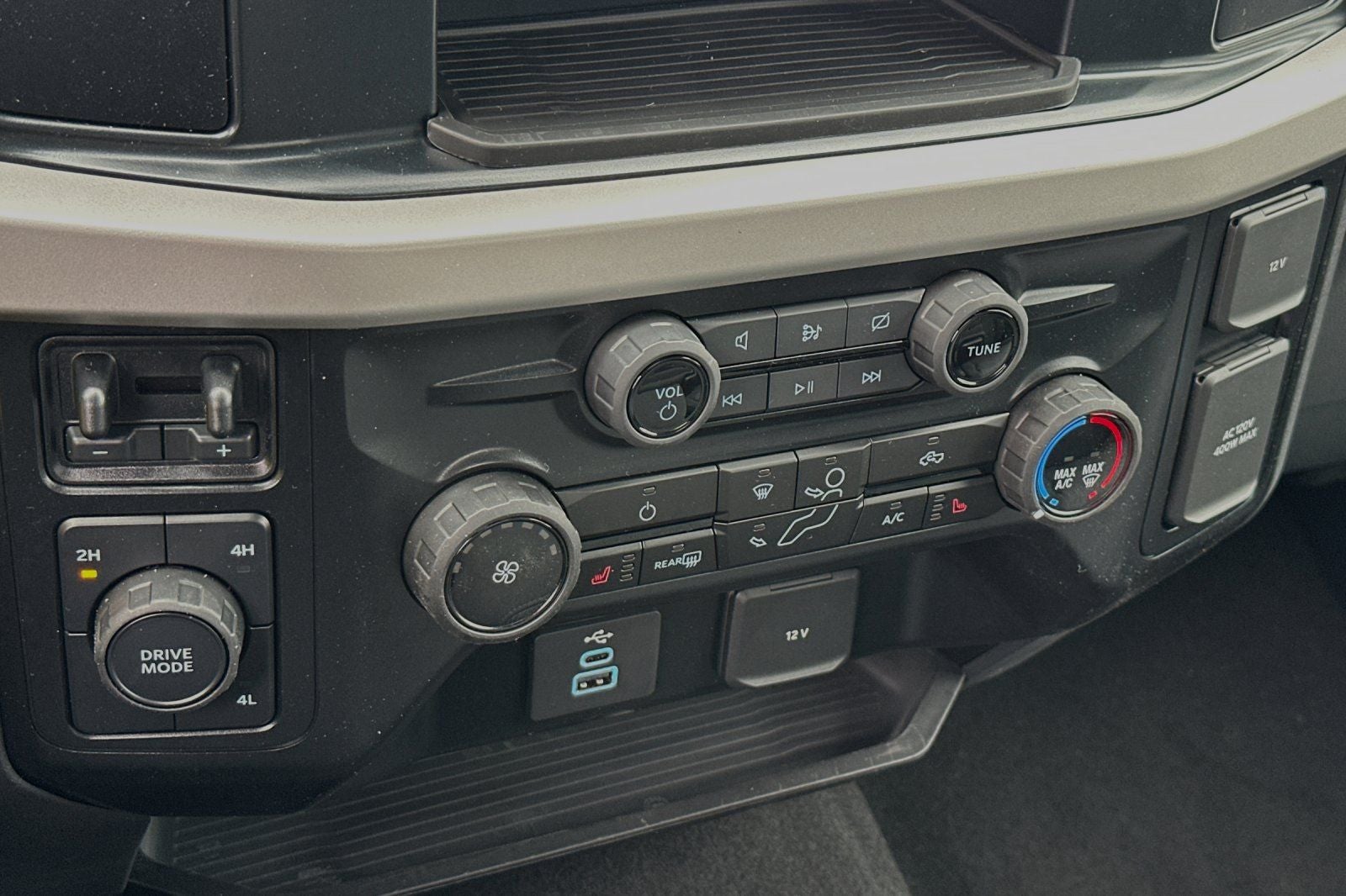 2024 Ford F-350SD XLT DRW