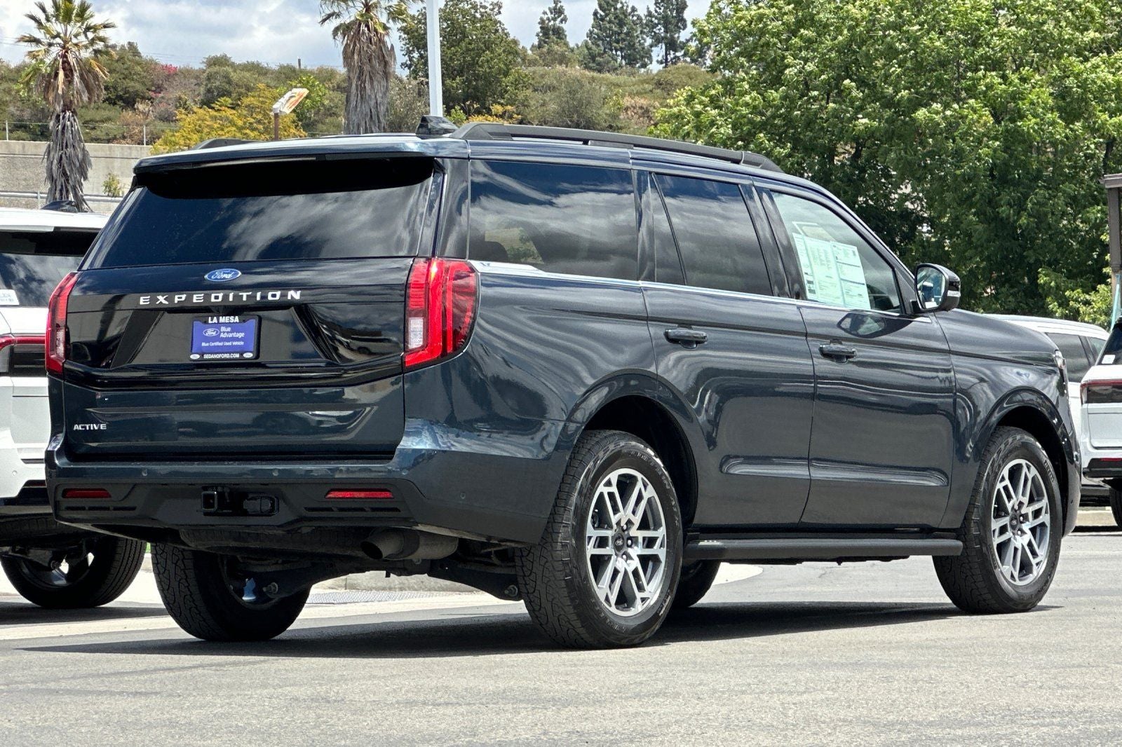 2025 Ford Expedition Active