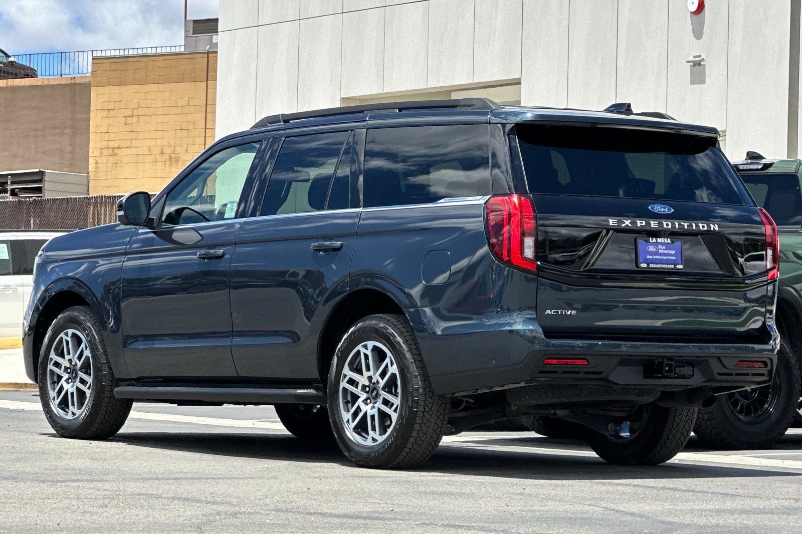 2025 Ford Expedition Active