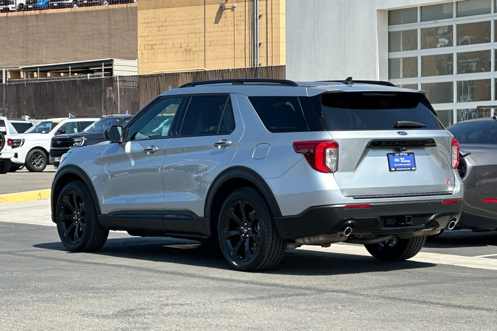 2023 Ford Explorer ST-Line