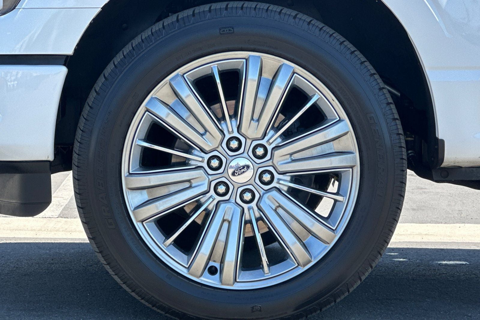 2024 Ford F-150 Platinum
