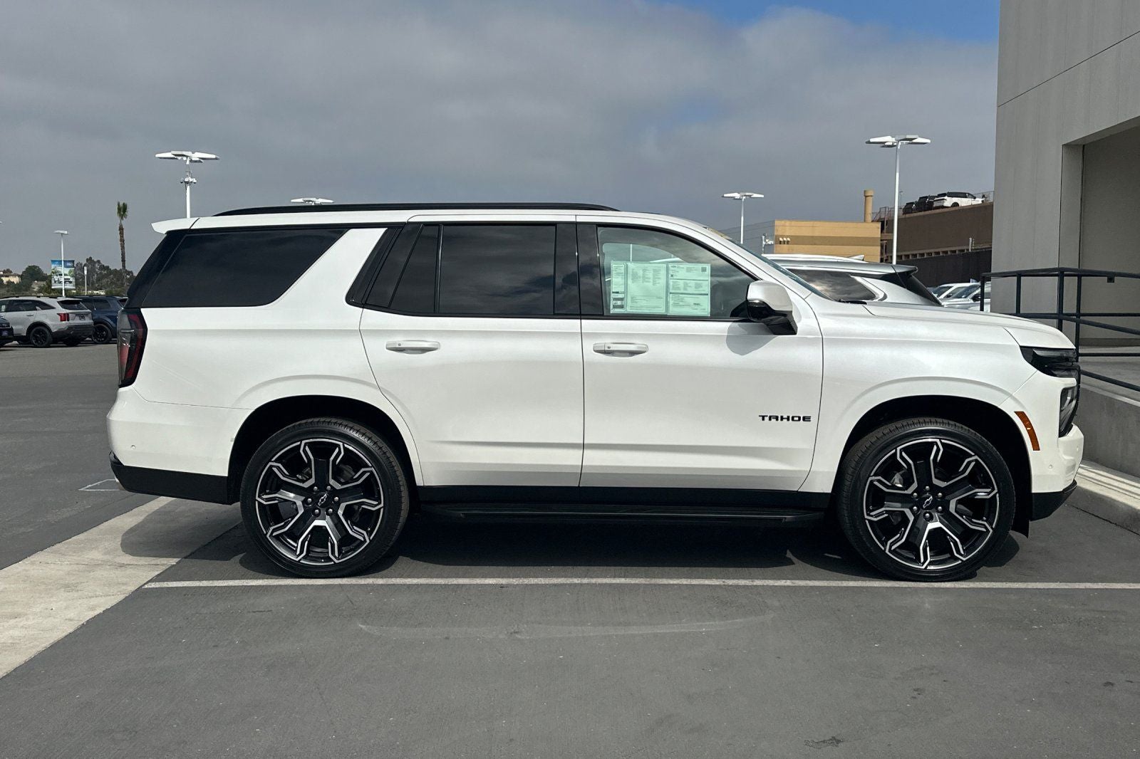 2025 Chevrolet Tahoe RST