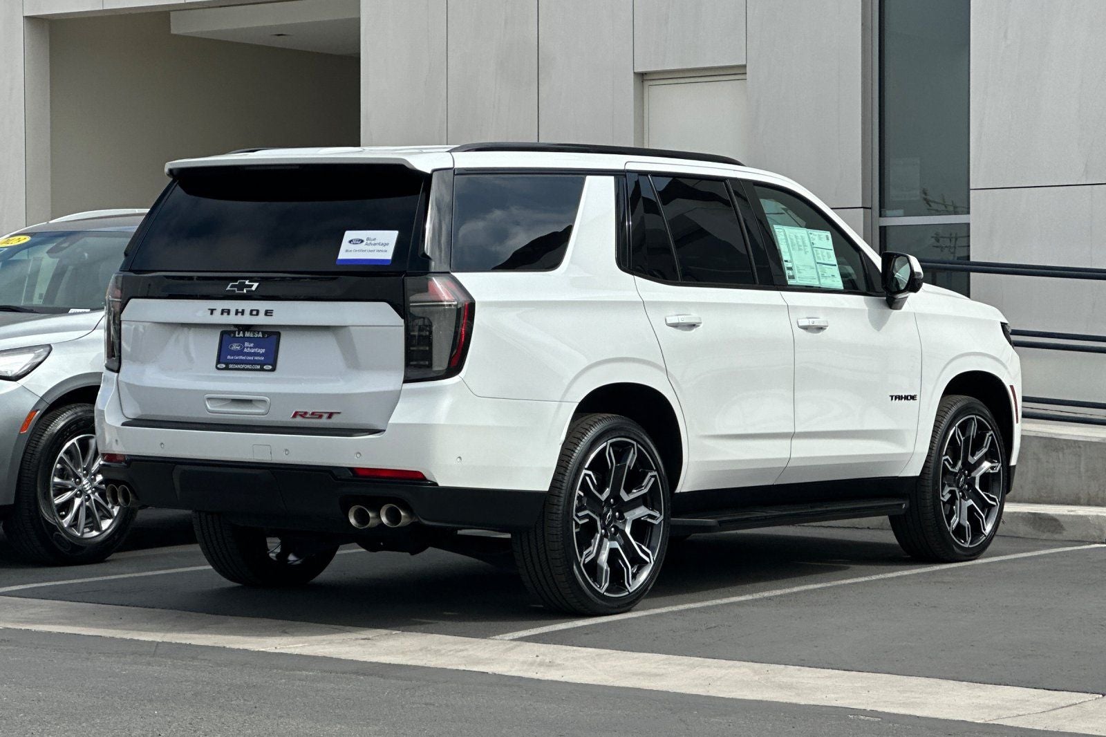 2025 Chevrolet Tahoe RST