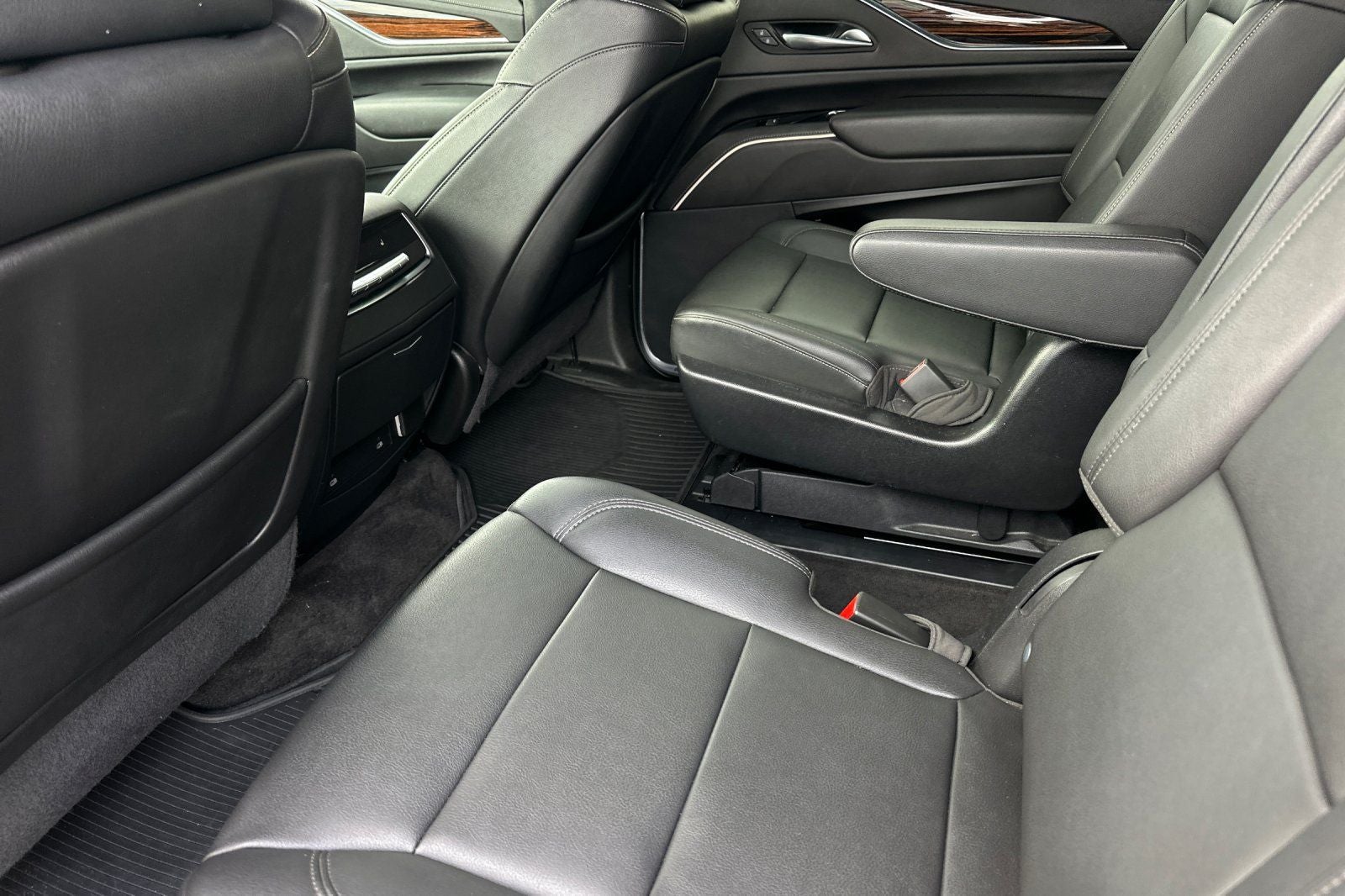 2022 Cadillac Escalade ESV Luxury