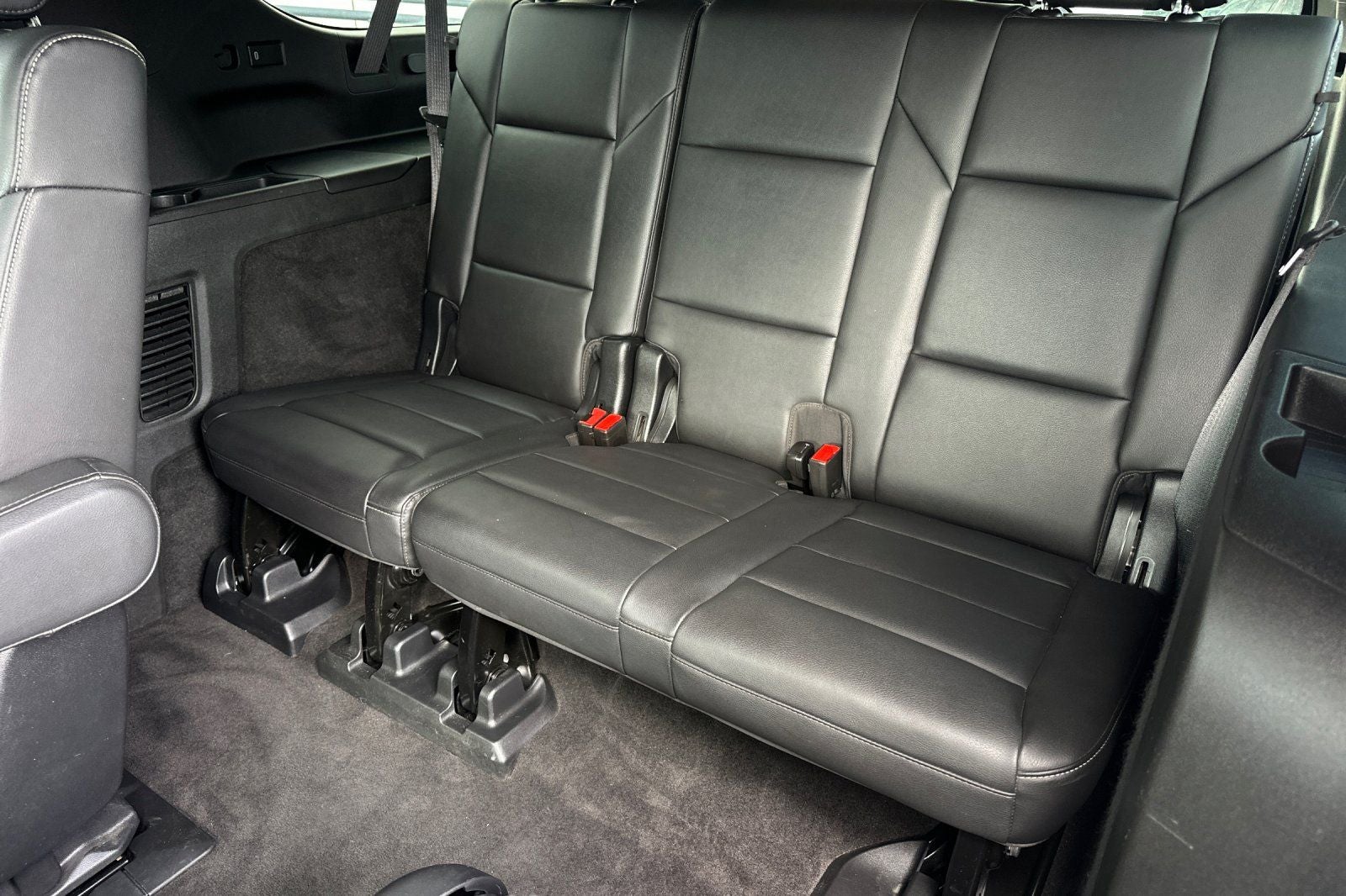 2022 Cadillac Escalade ESV Luxury