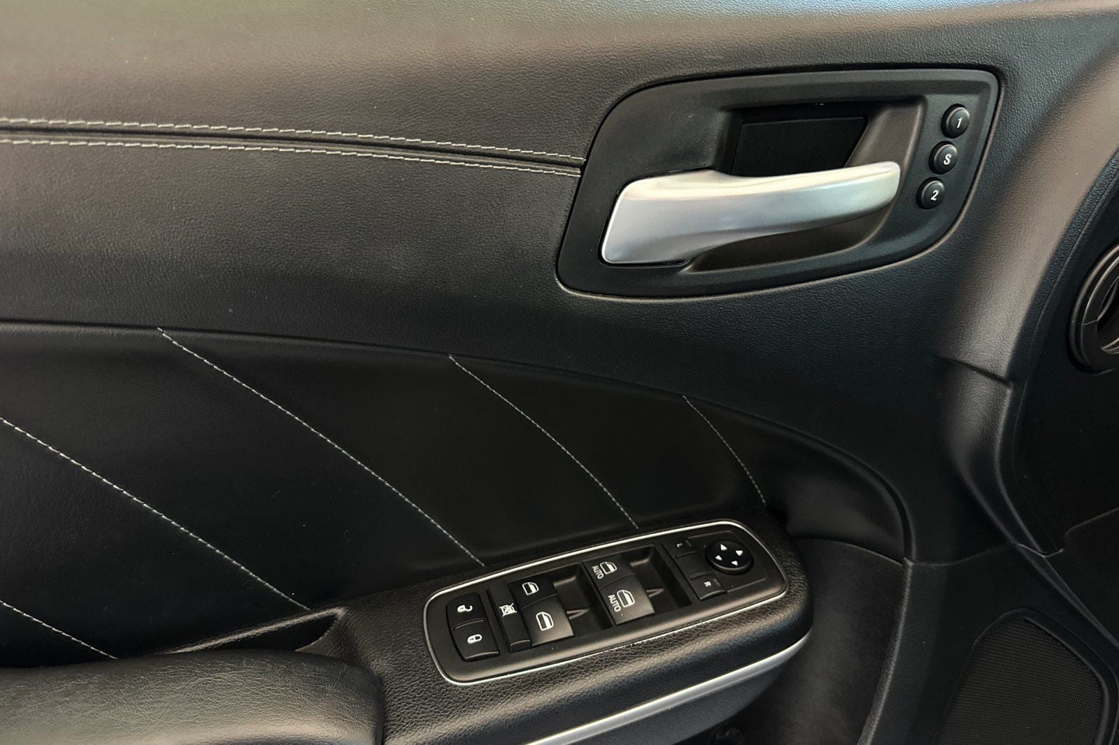2019 Dodge Charger GT PLUS