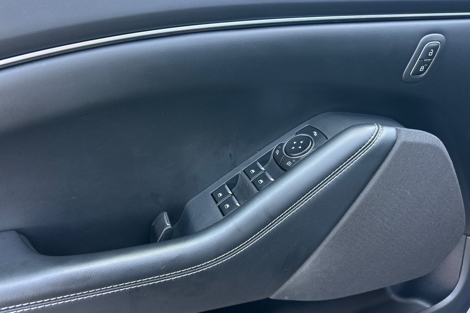 2024 Ford Mustang Mach-E Select
