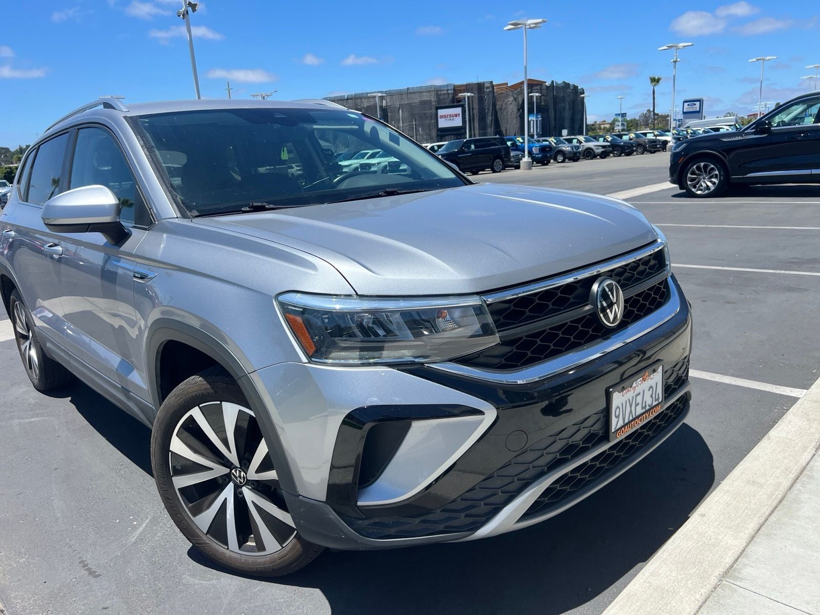 2023 Volkswagen Taos 1.5T SE