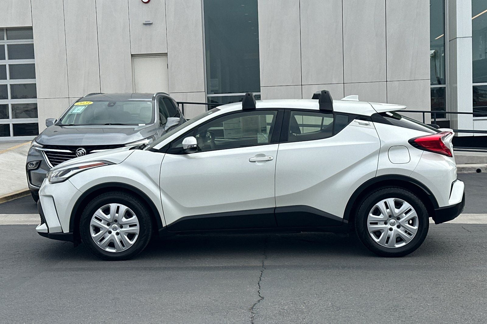 2020 Toyota C-HR LE