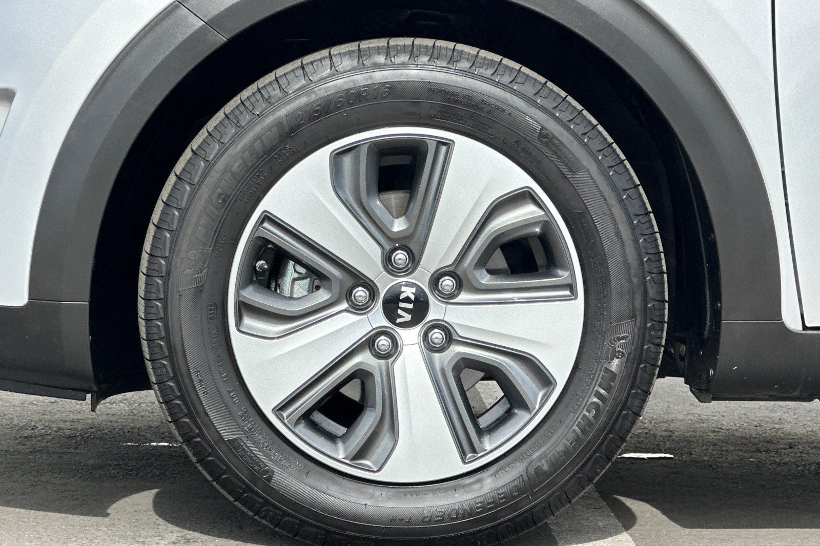 2018 Kia Niro Plug-In Hybrid LX