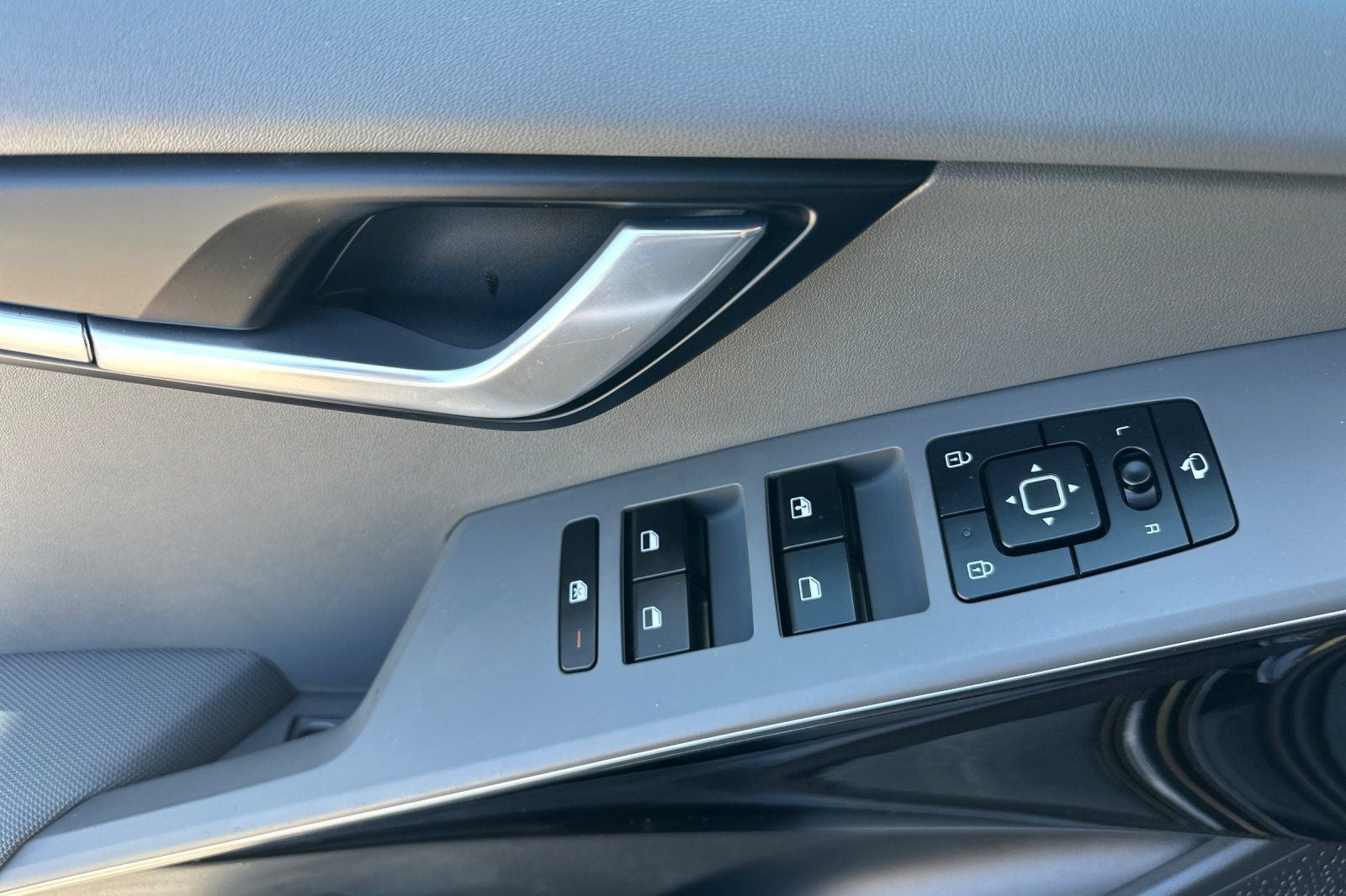 2023 Kia Niro EX Touring