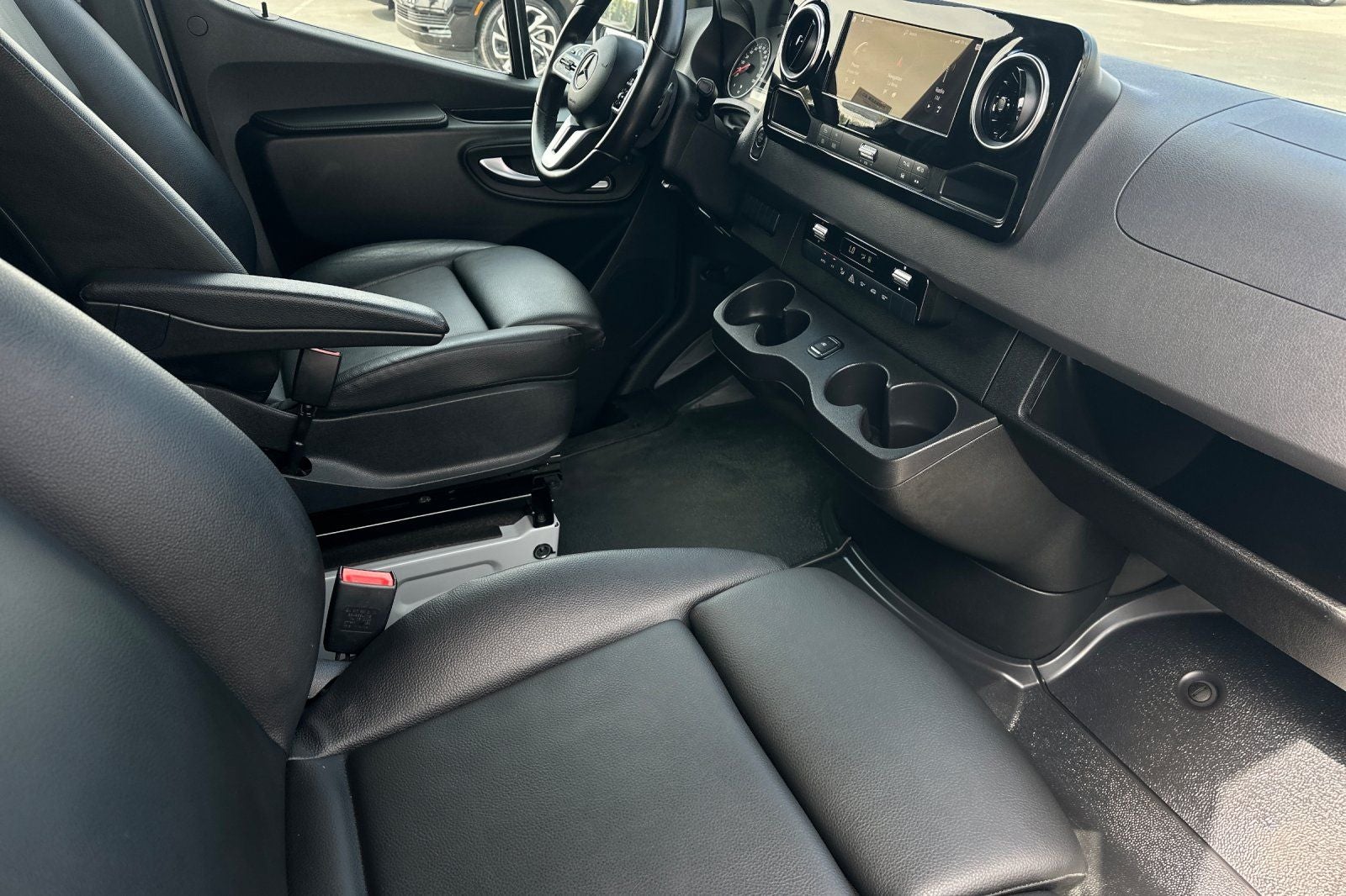 2023 Mercedes-Benz Sprinter 2500 Cargo 170 WB High Roof