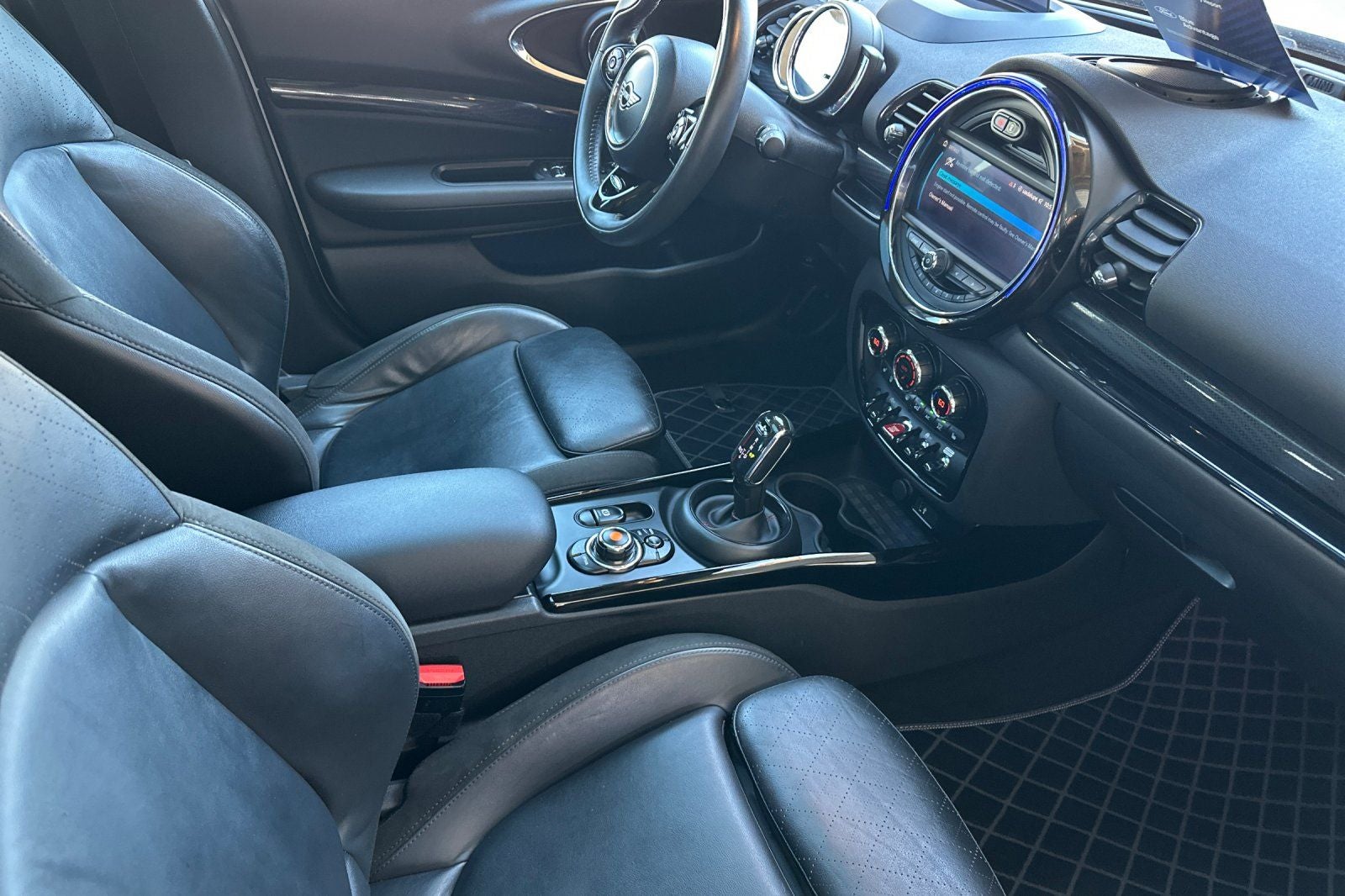 2020 MINI Cooper S Clubman Signature