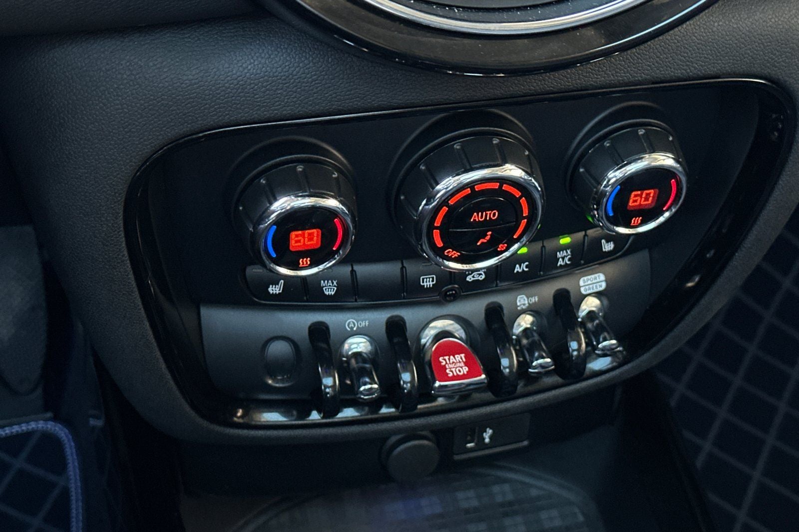 2020 MINI Cooper S Clubman Signature