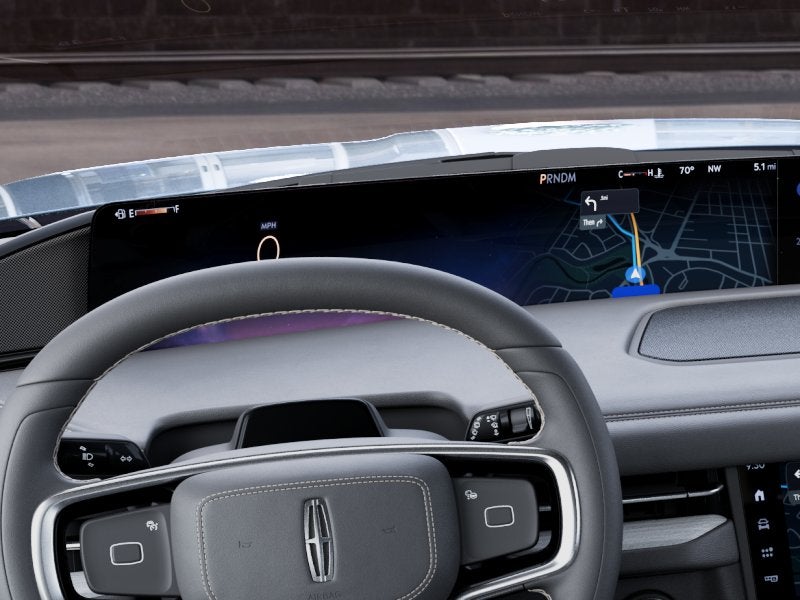 2027 Lincoln Navigator Premiere