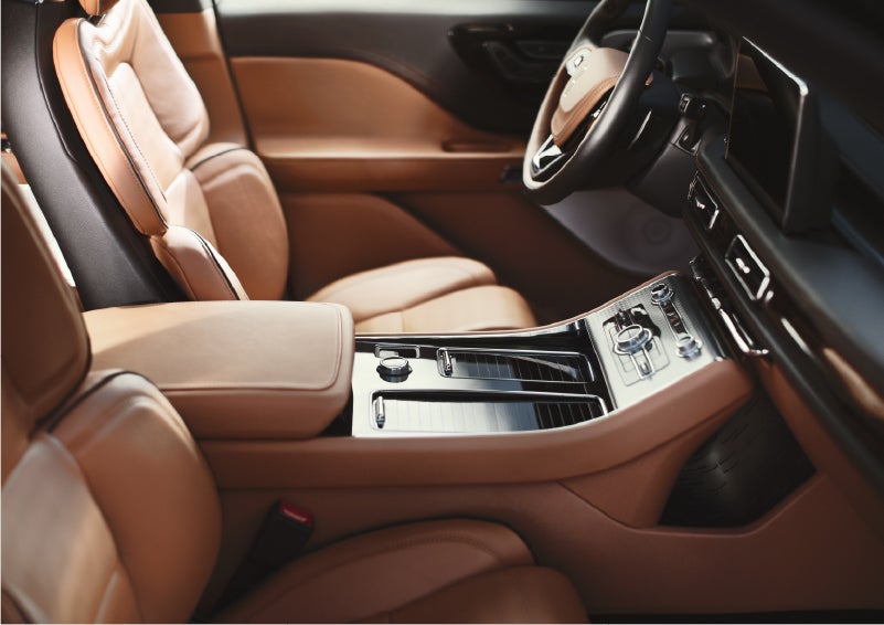 A 2023 Lincoln Aviator® Black Label model is shown in the Flight interior theme | Sedano Lincoln in La Mesa CA