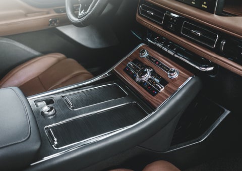 The front center console of a 2024 Lincoln Aviator® SUV is shown | Sedano Lincoln in La Mesa CA