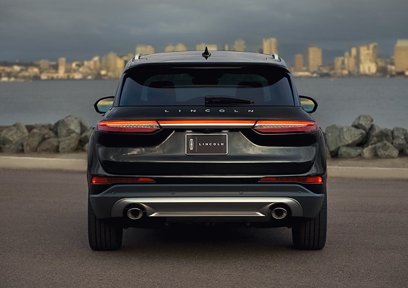 The rear lighting of the 2024 Lincoln Corsair® SUV spans the entire width of the vehicle. | Sedano Lincoln in La Mesa CA
