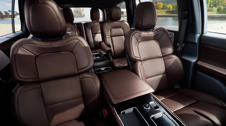 The cabin of the 2025 Lincoln Aviator® SUV is shown with black and brown accents. | Sedano Lincoln in La Mesa CA
