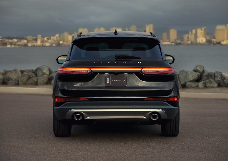 The rear lighting of the 2026 Lincoln Corsair® SUV spans the entire width of the vehicle. | Sedano Lincoln in La Mesa CA