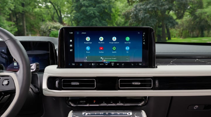 The center touchscreen inside a 2027 Lincoln Aviator® Black Label™ SUV | Sedano Lincoln in La Mesa CA