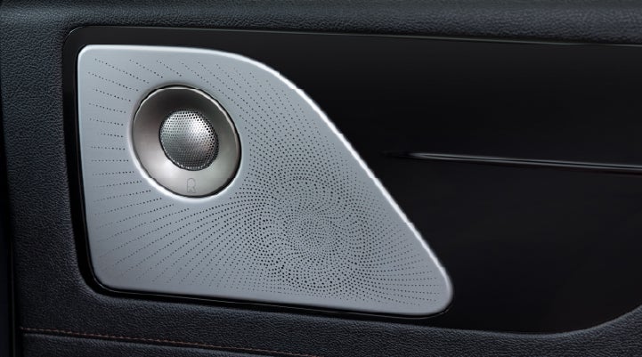 A close-up view of the available Revel® Ultima 3D Audio System. | Sedano Lincoln in La Mesa CA