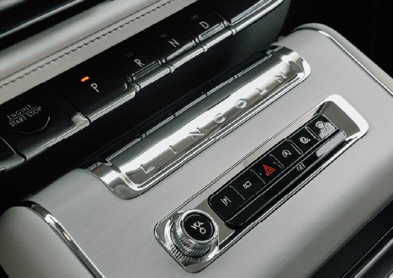 The piano key gear selector of a 2027 Lincoln Aviator® Back Label™ SUV. | Sedano Lincoln in La Mesa CA
