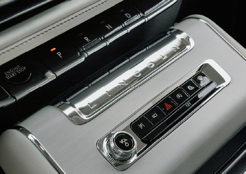 The piano key gear selector of a 2027 Lincoln Aviator® Back Label™ SUV. | Sedano Lincoln in La Mesa CA